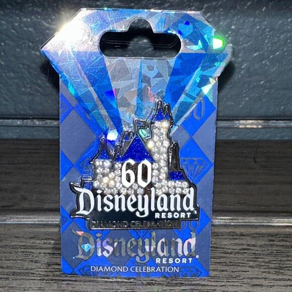 Disneyland Resort 60th Anniversary Diamond Celebration Jeweled Castle Pin BNWT - Picture 1 of 1